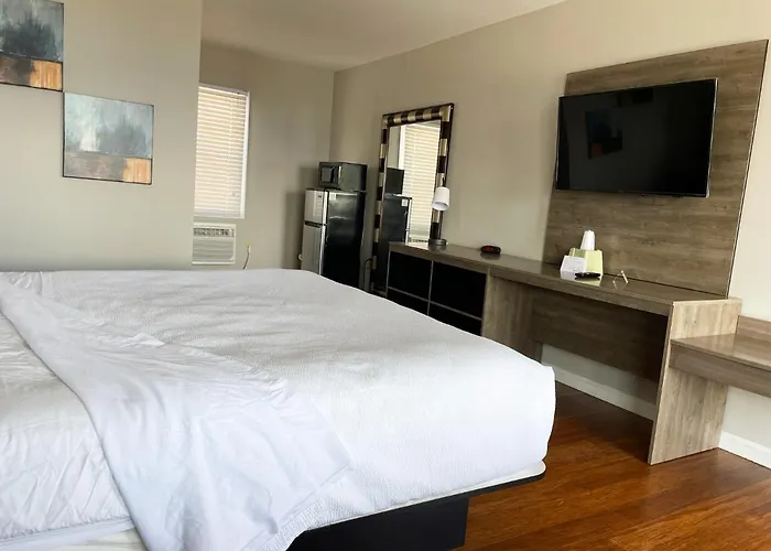 Kings Arms Motel 2*